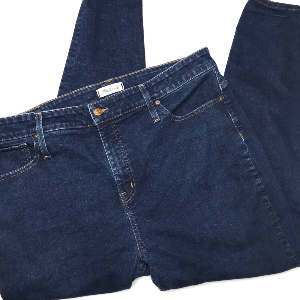 Madewell Curvy High-Rise Plus Size Skinny Jeans - Picture 4 of 7